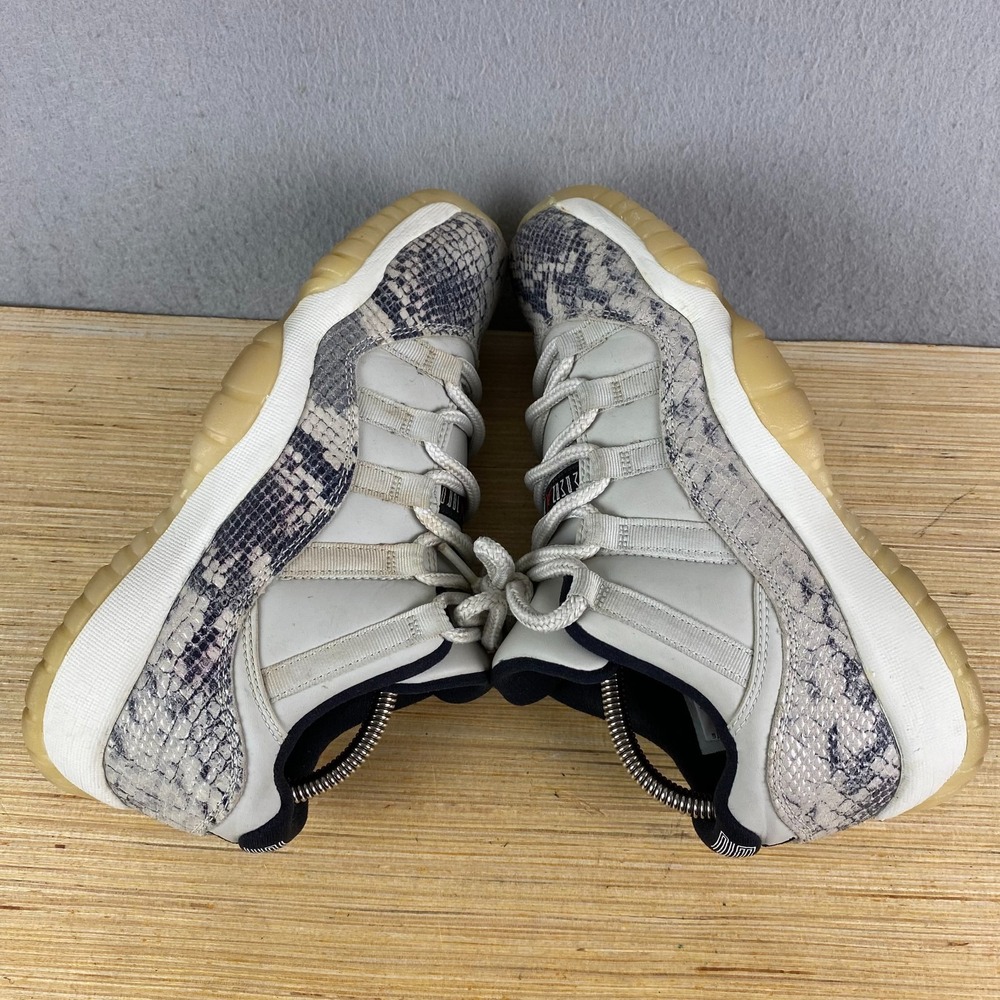 Jordan 11 Retro Low Light Bone Snakeskin Grade School 7Y CD6847-002 - Picture 6 of 11
